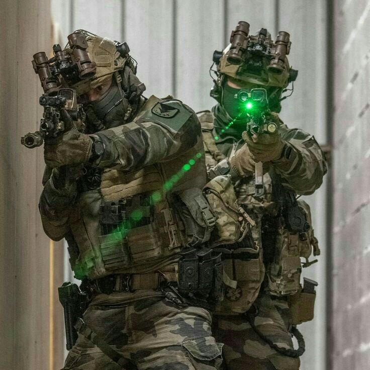 Tactical gear soldier using laser