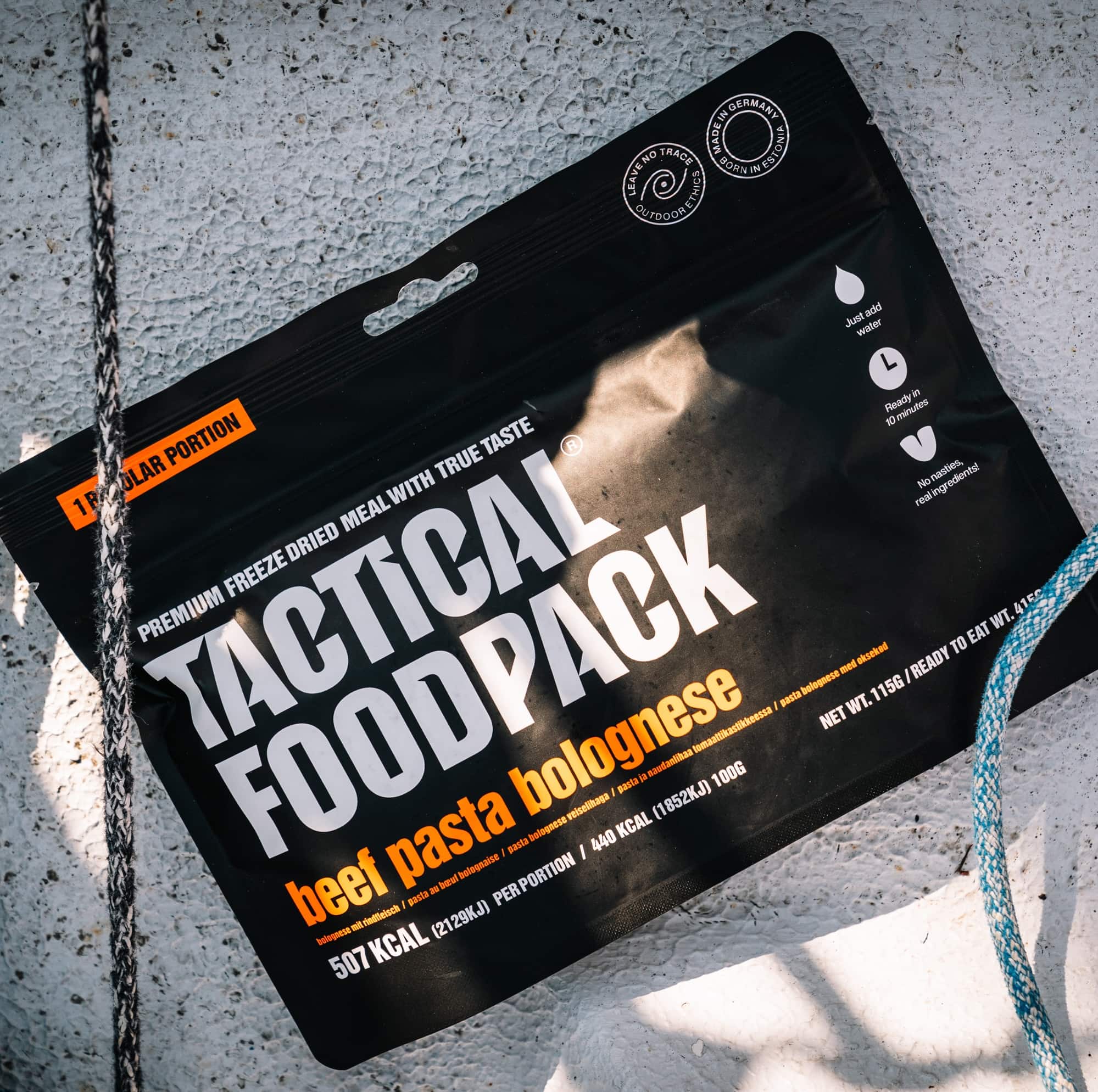 Field rations and freeze-dried meals