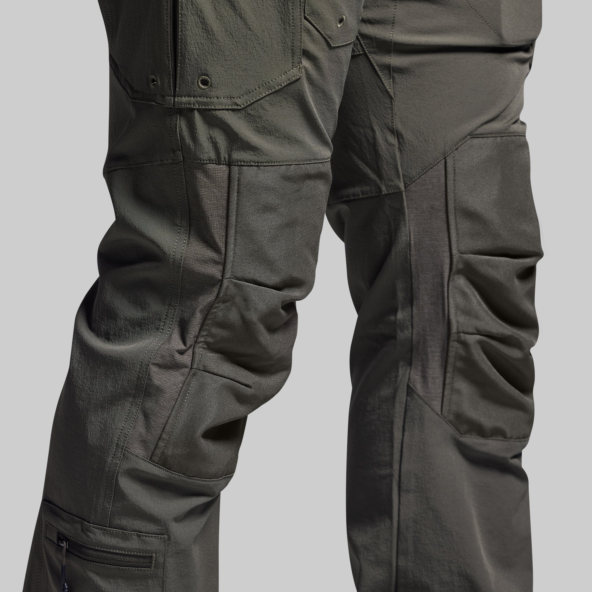 Born Primitive OP Assault Pant knee protection