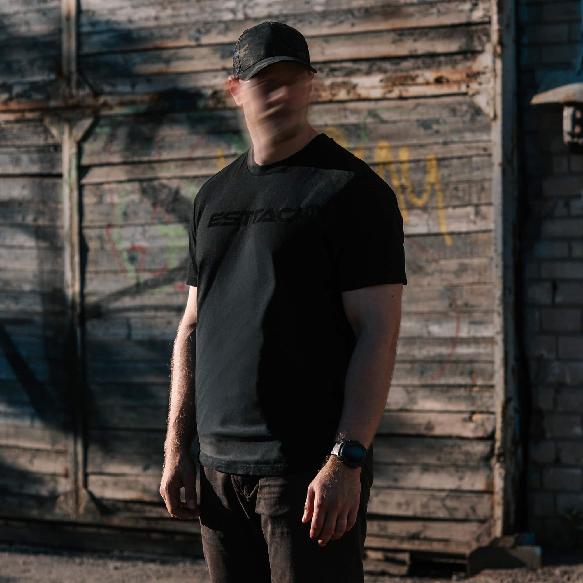 ESTTAC Phantom T-Shirt black wood background