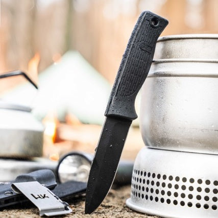 Heckler & Koch MP7 Personal Duty Knife in the wild