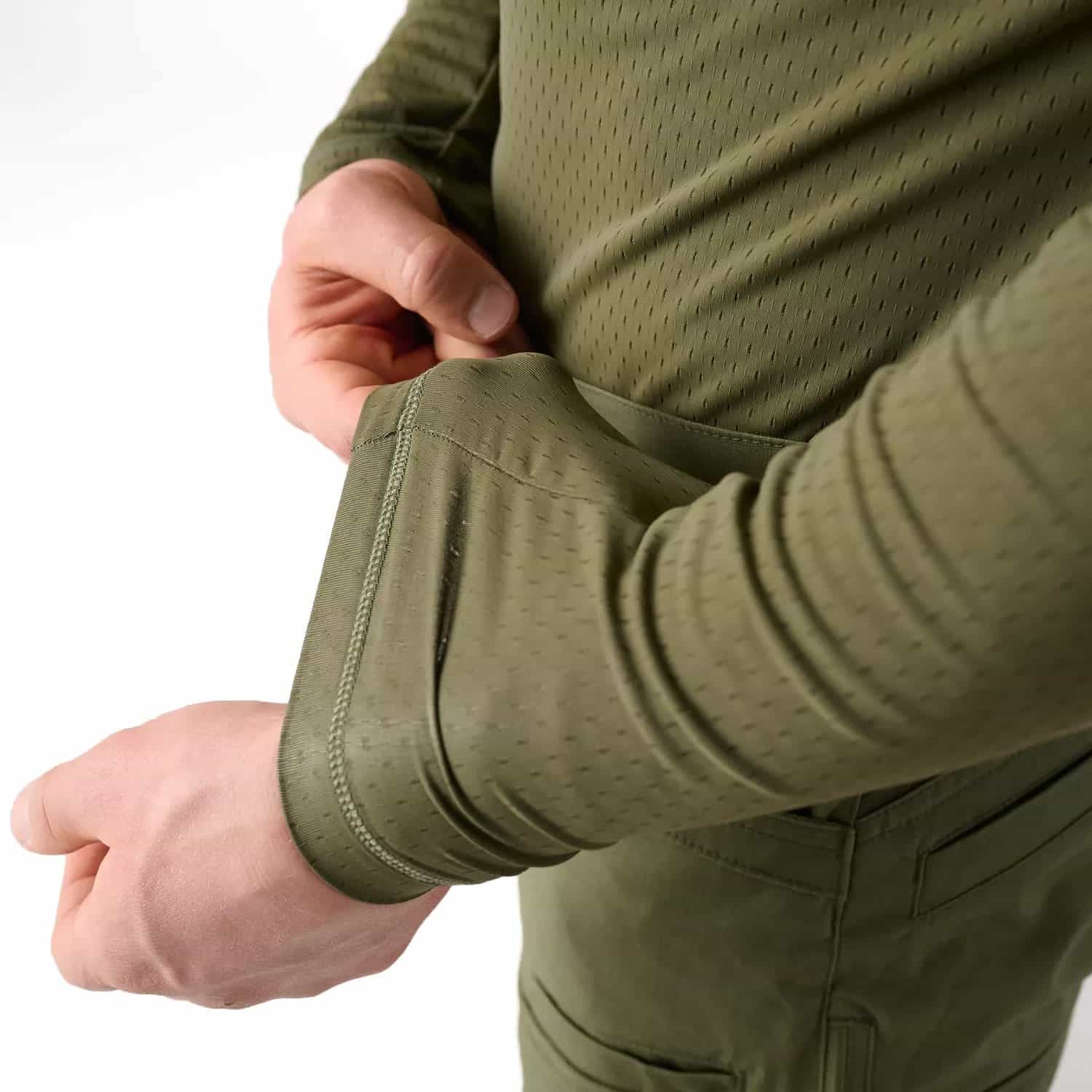 Helikon Apex Lightweight Combat Shirt cuffs