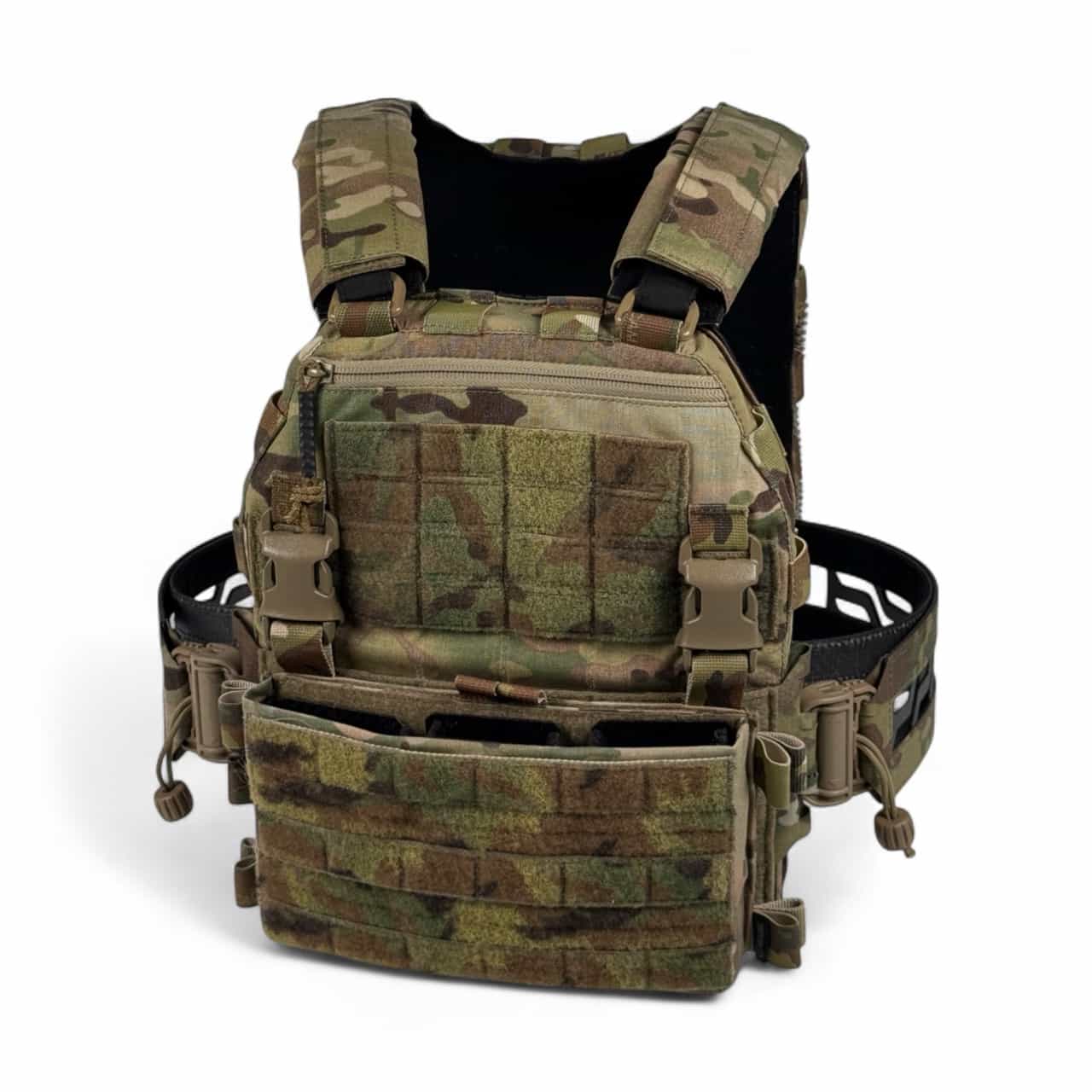 Hexatac HPC Plate Carrier Multicam color front side view with 3 mag flaps