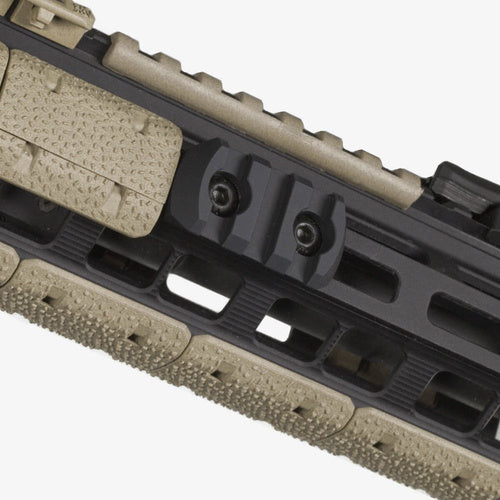 Magpul M-LOK® Aluminum RIS Rail - 3 slots close