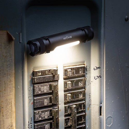 Nite Ize Radiant® Rechargeable Utility Light working