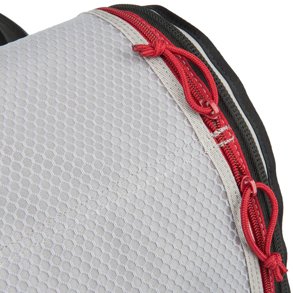 Vertx RLT 100L Duffel Bag Roller closeup