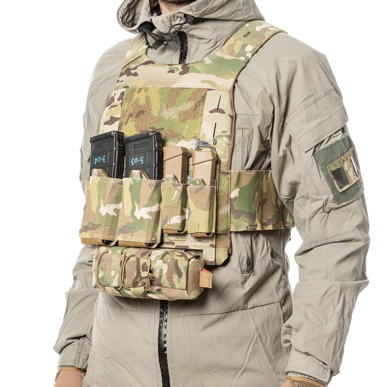 Blackfolium HYBRID Rifle Mag Pouch MOLLE mounting setup