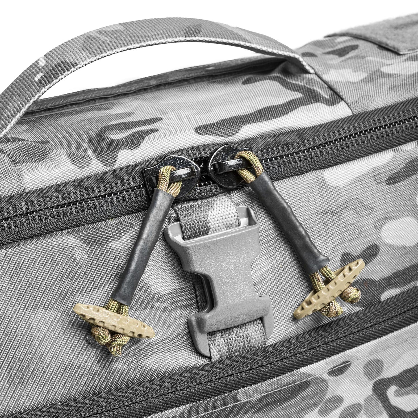 Blackfolium Toggle Kit mounted on backpack