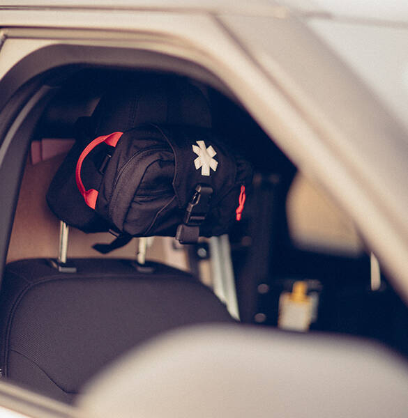 Helikon Vehicle Med Kit in car