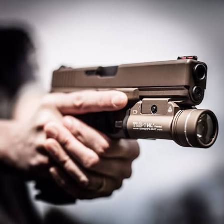 Pistol Weapon Lights: Tactical Advantages and Selection Guide