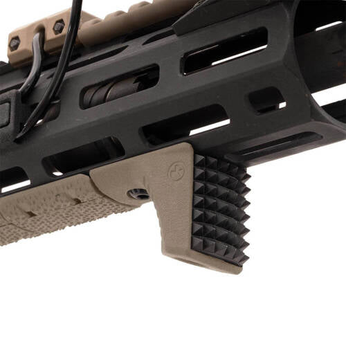 Magpul Front Grip Barricade Stop M-LOK on rifle