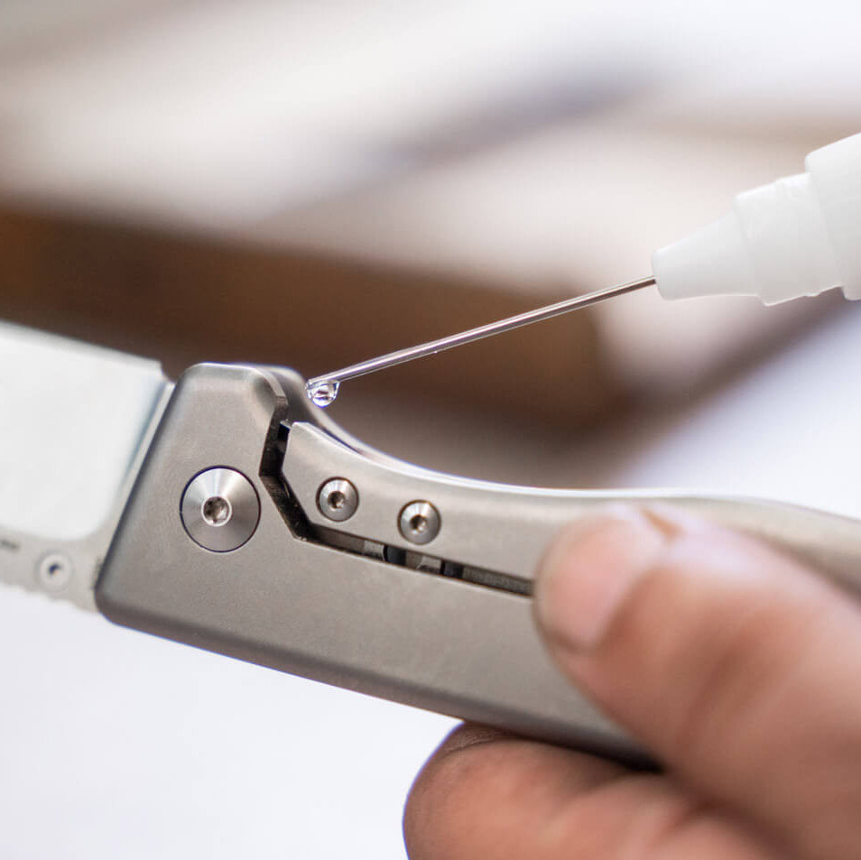 Böker Knife Oil-Pen 2.0 closeup