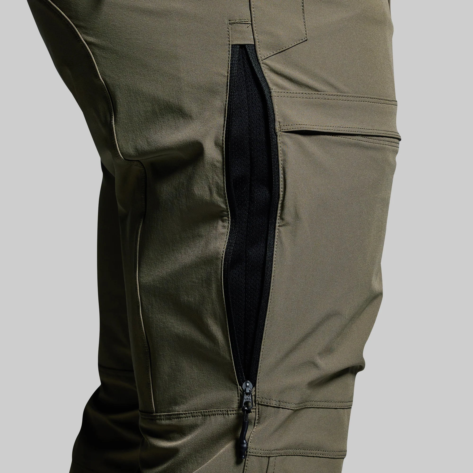 Born Primitive Frontier Pant Light 2.0 knee opening