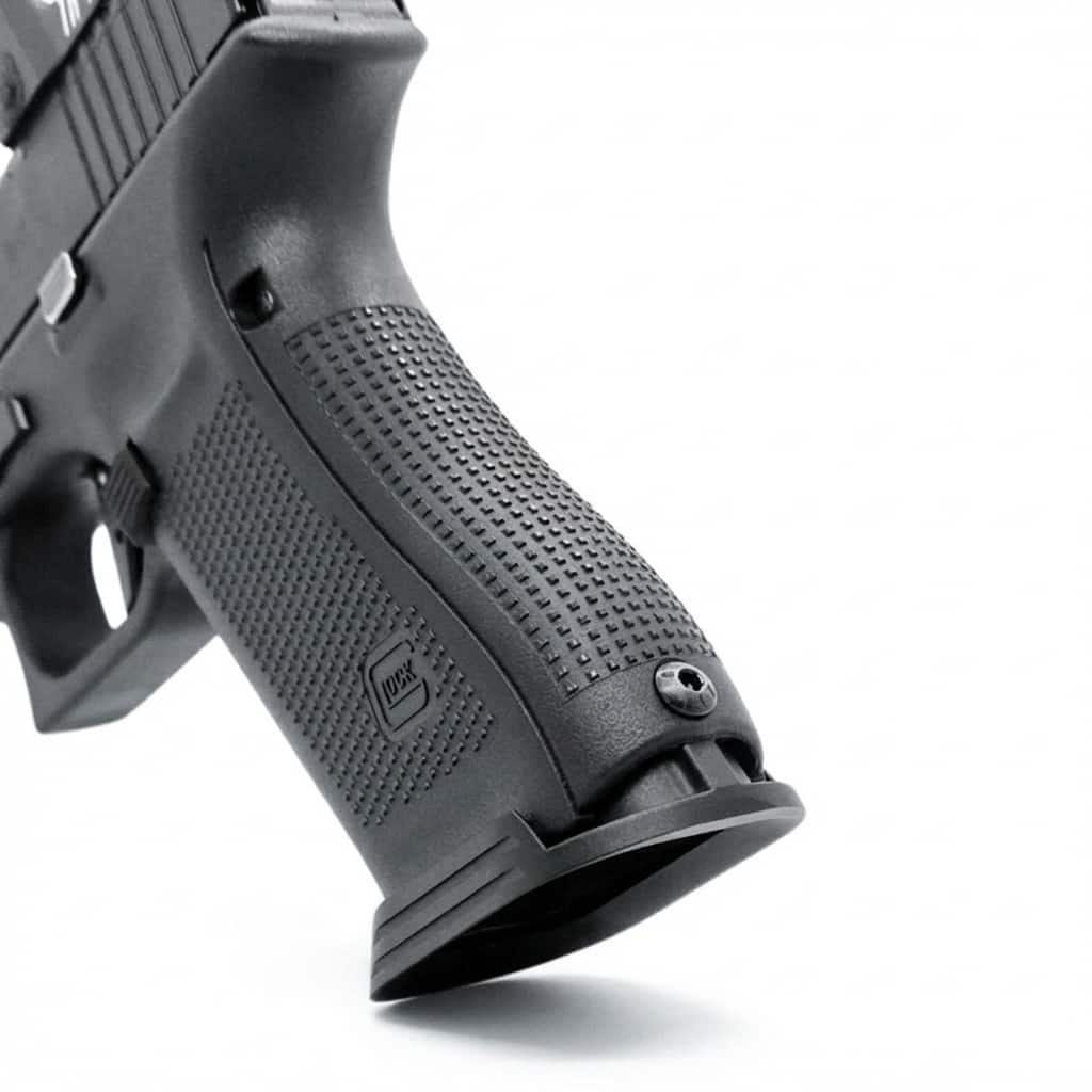 TR-1 Upgrade Aluminum Magwell – Glock 17/45 Gen 5 on pistol