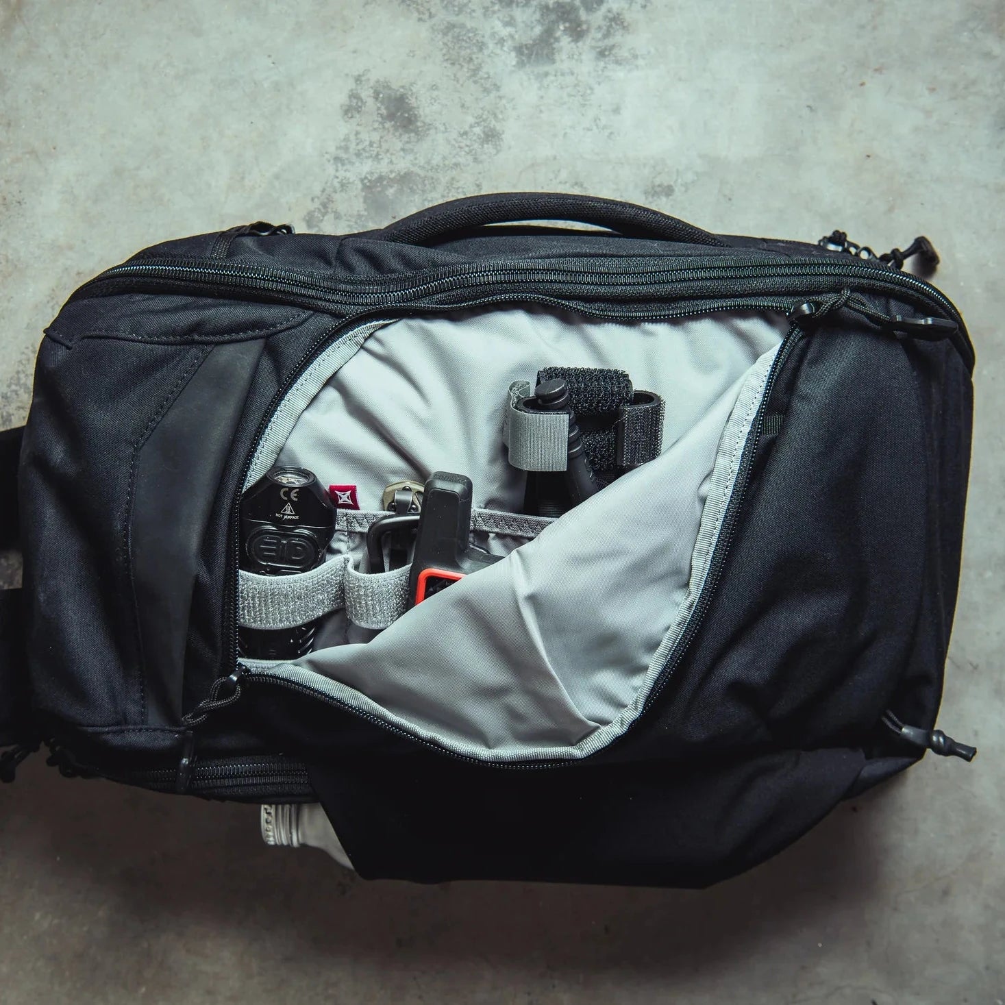 Vertx Gamut 18L Sling Bag admin tq