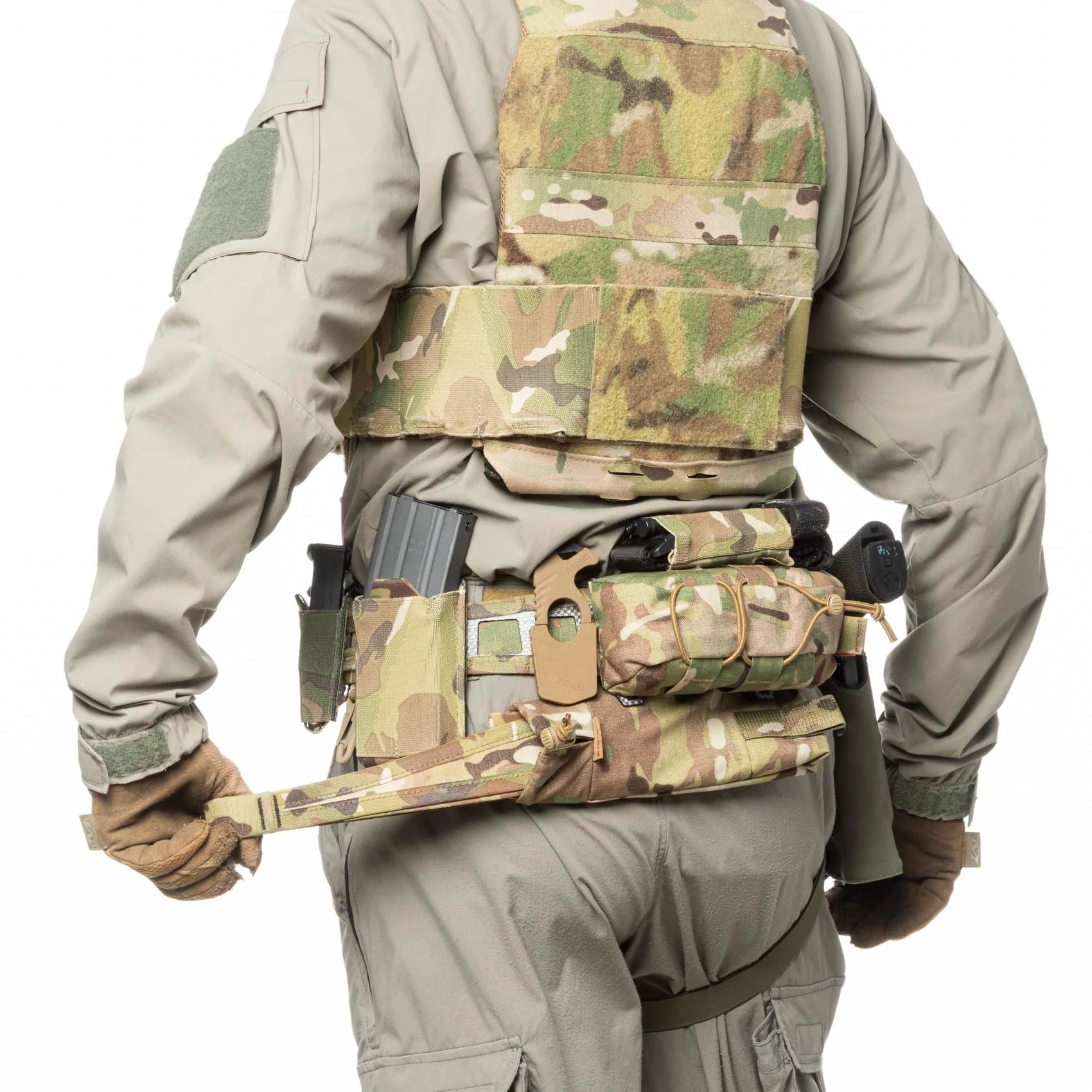 Blackfolium LIBRA Harness tactical loadout view