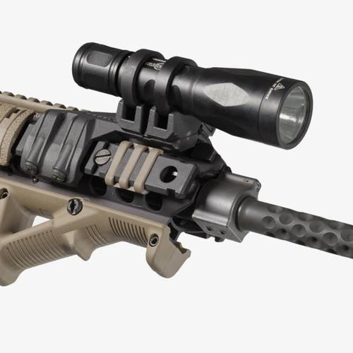 Magpul Rail Light Mount with lamp